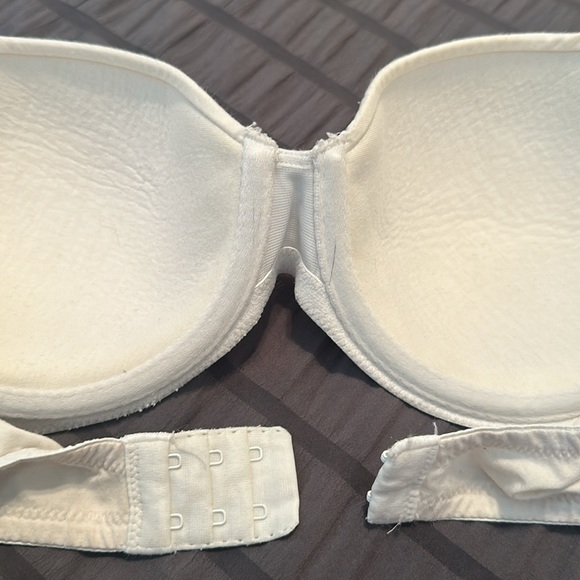 Victoria Secret bra - Picture 2 of 4